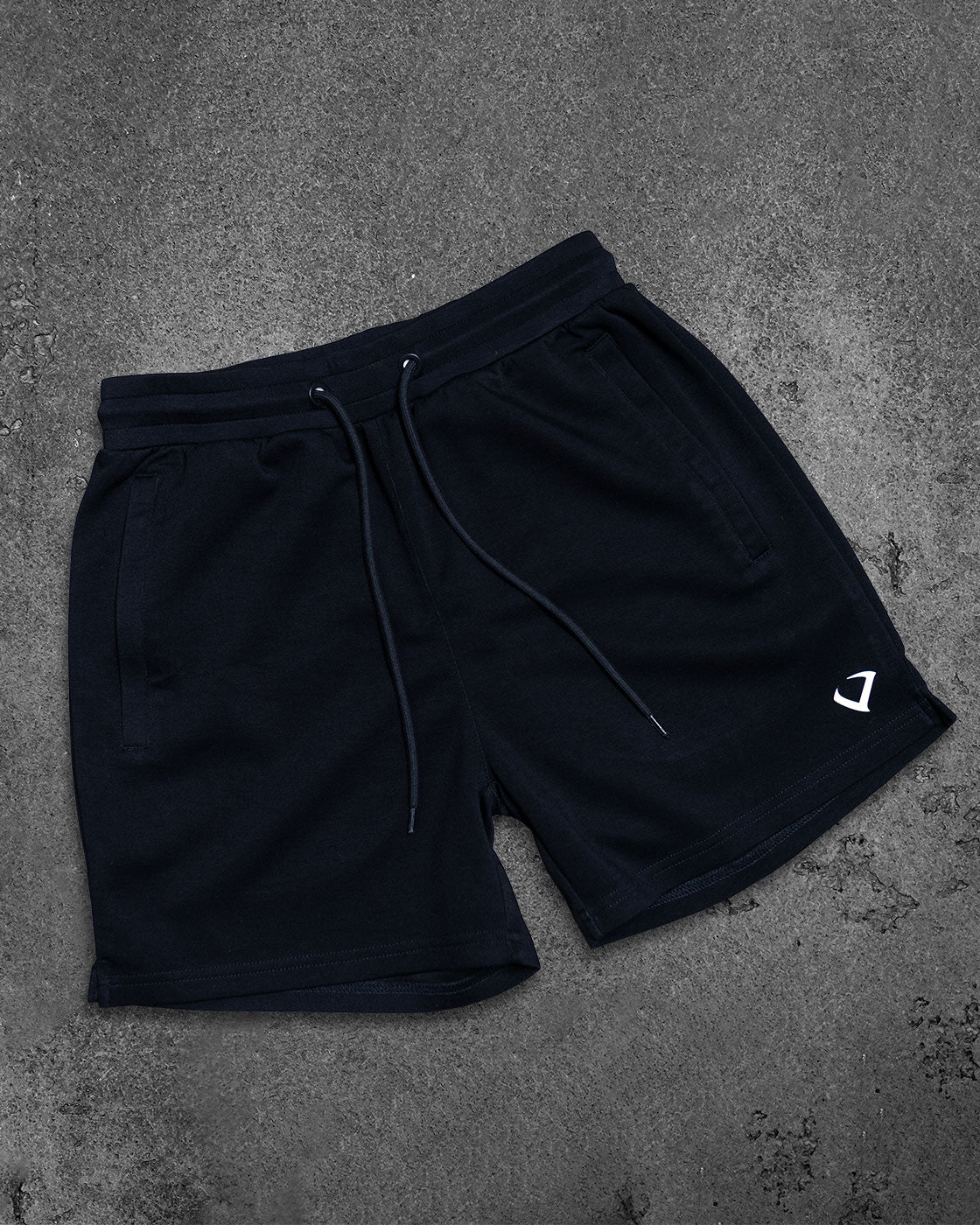 Valor Shorts - Black