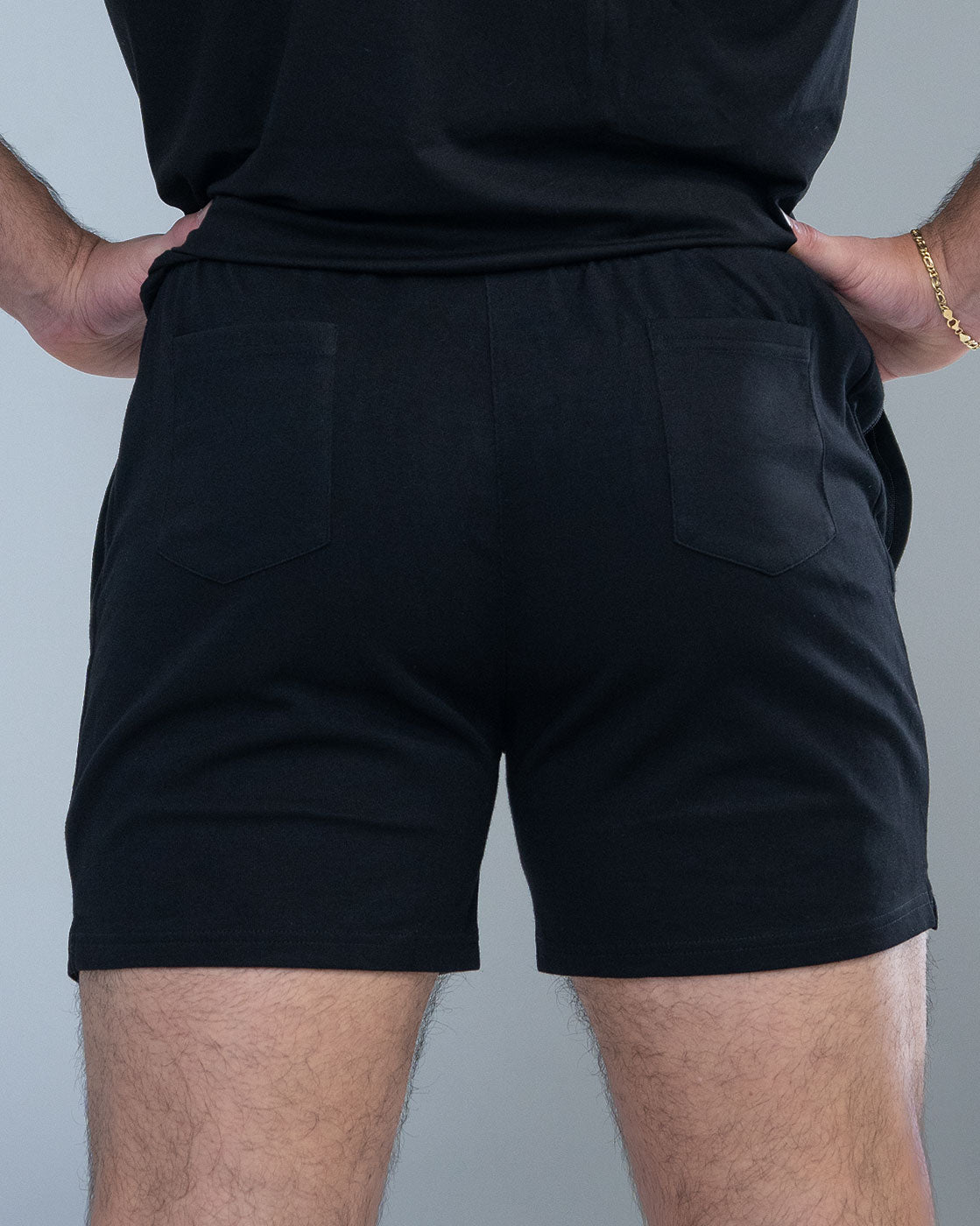 Valor Shorts - Black