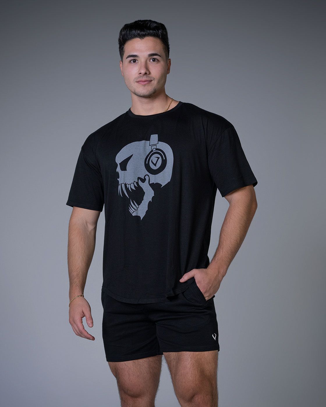 Valor Shorts - Black