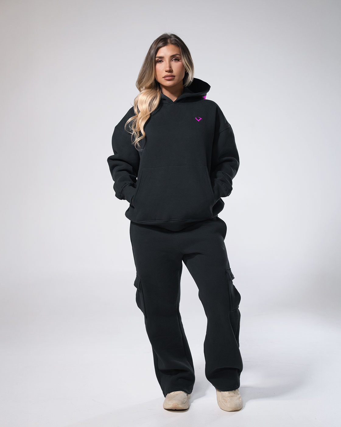 Royalty Cargo Sweats Black