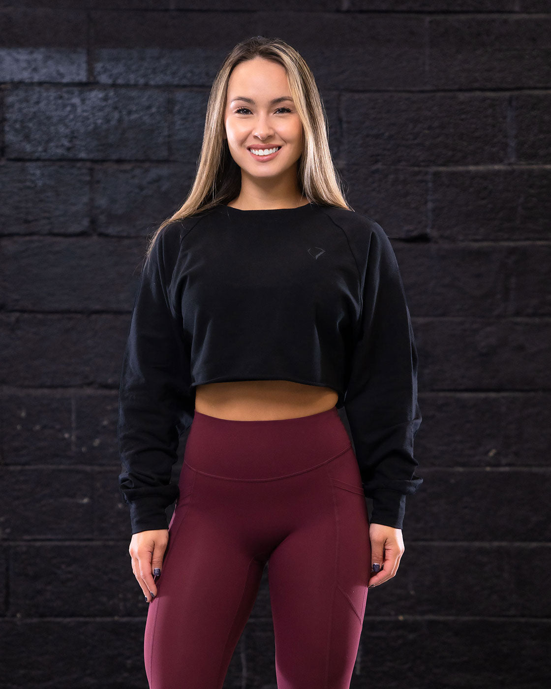 The Vital Pullover Black