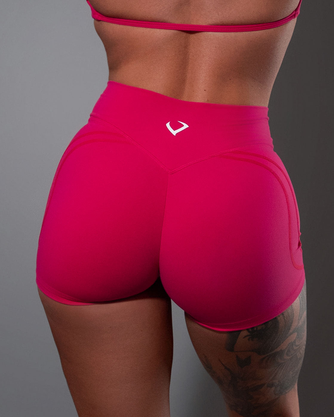Desire Shorts Hyper Pink