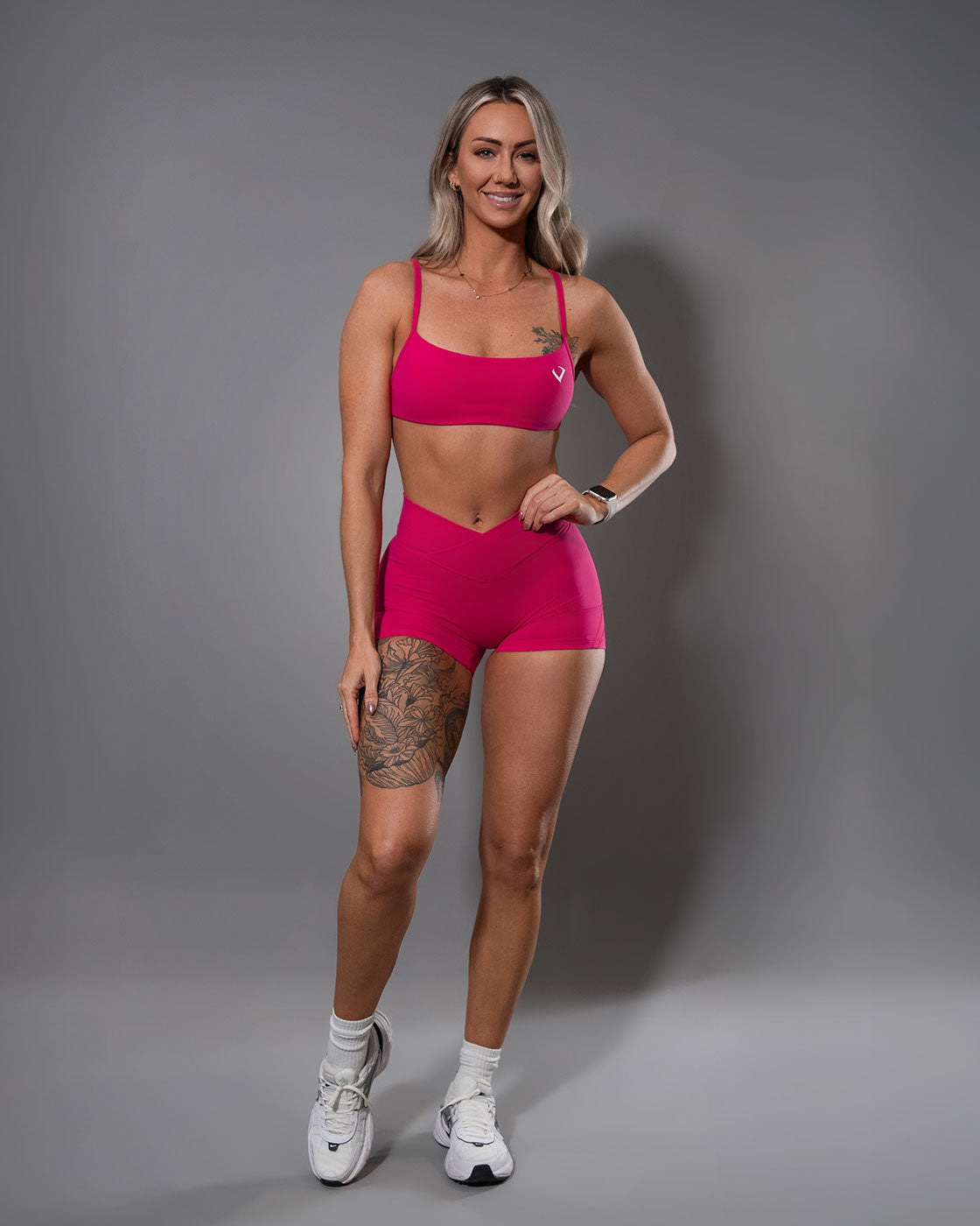 Desire Shorts Hyper Pink