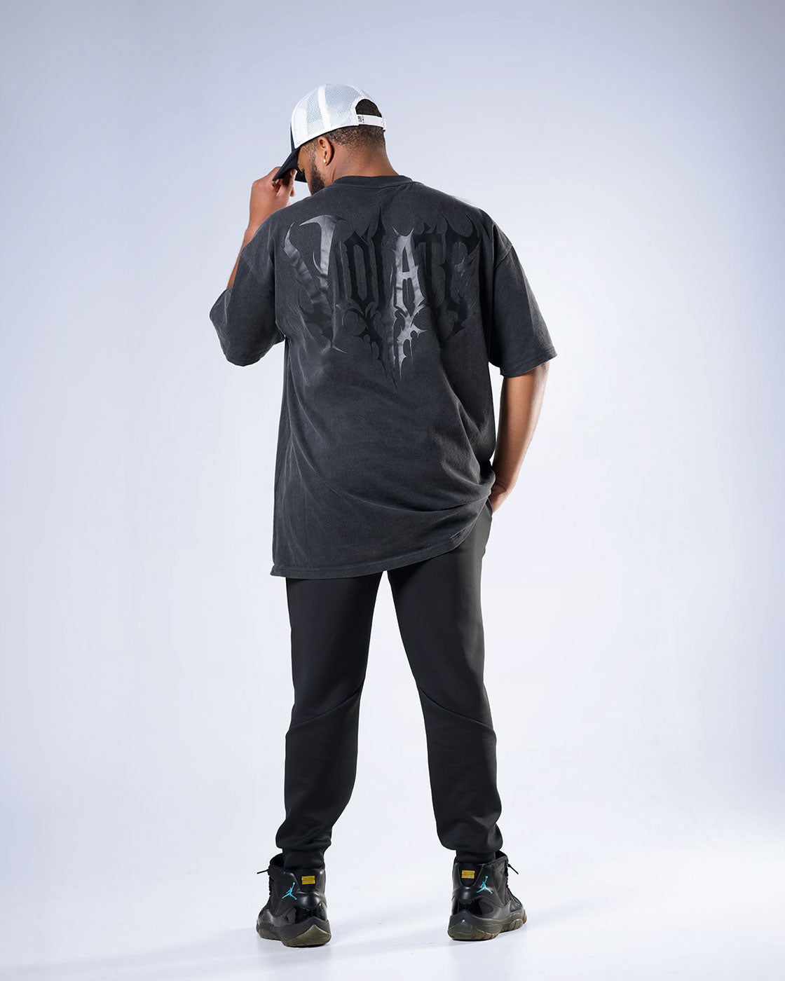 Violate Pump Cover - Black