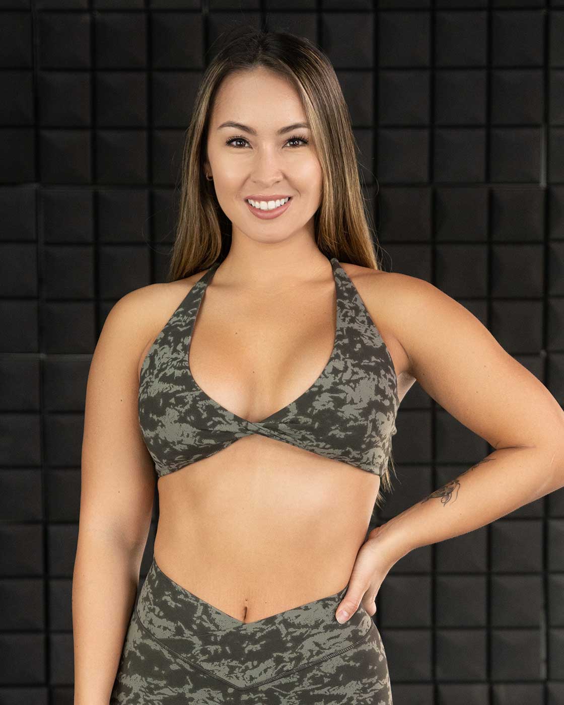 Twist Sports Bra Black